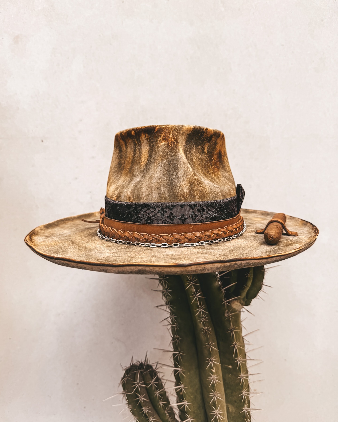 Cigar Club - Image 2