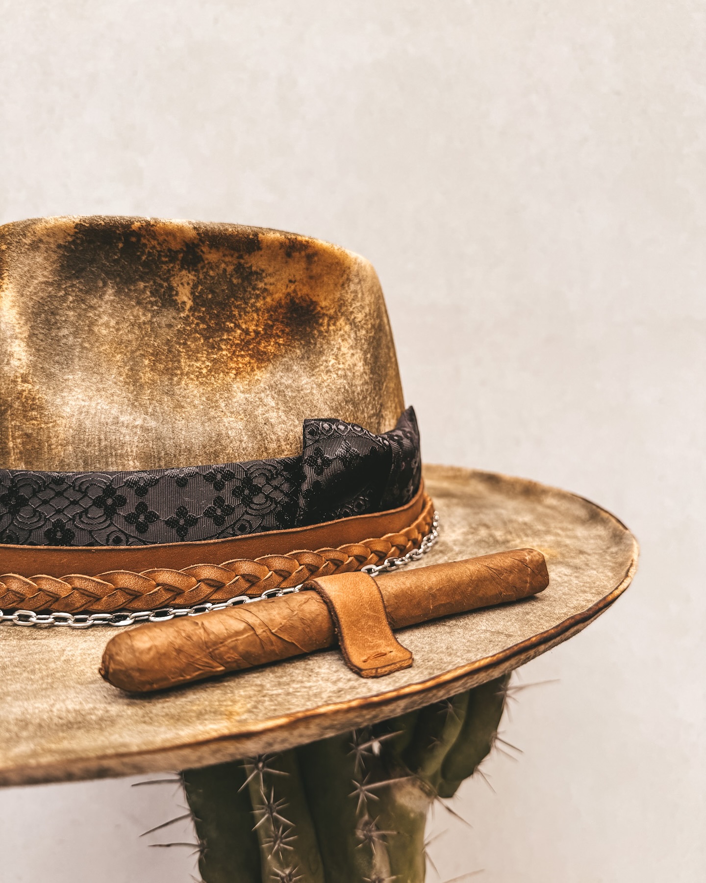 Cigar Club - Image 3