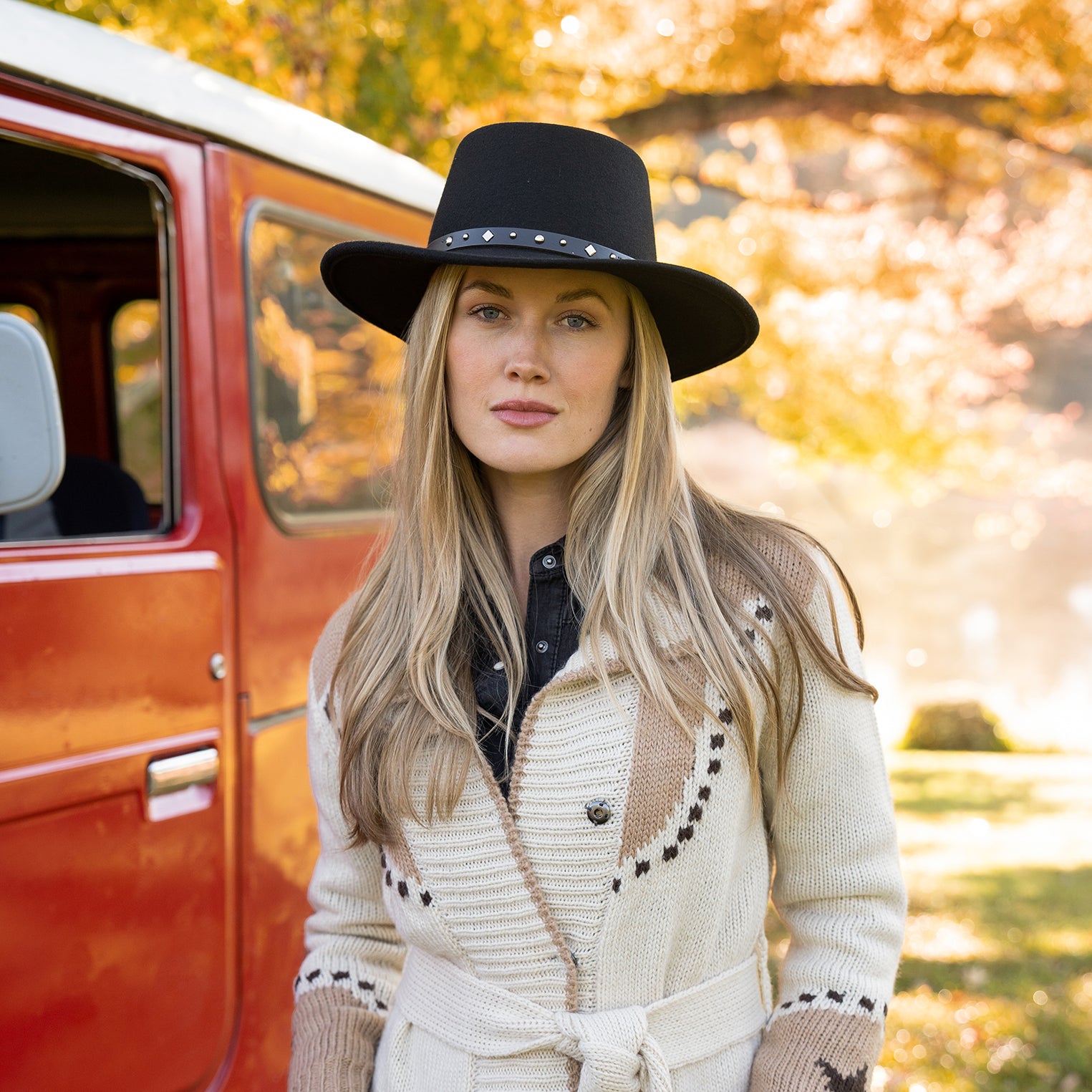 Black Hawk Outdoor Hat - Image 2