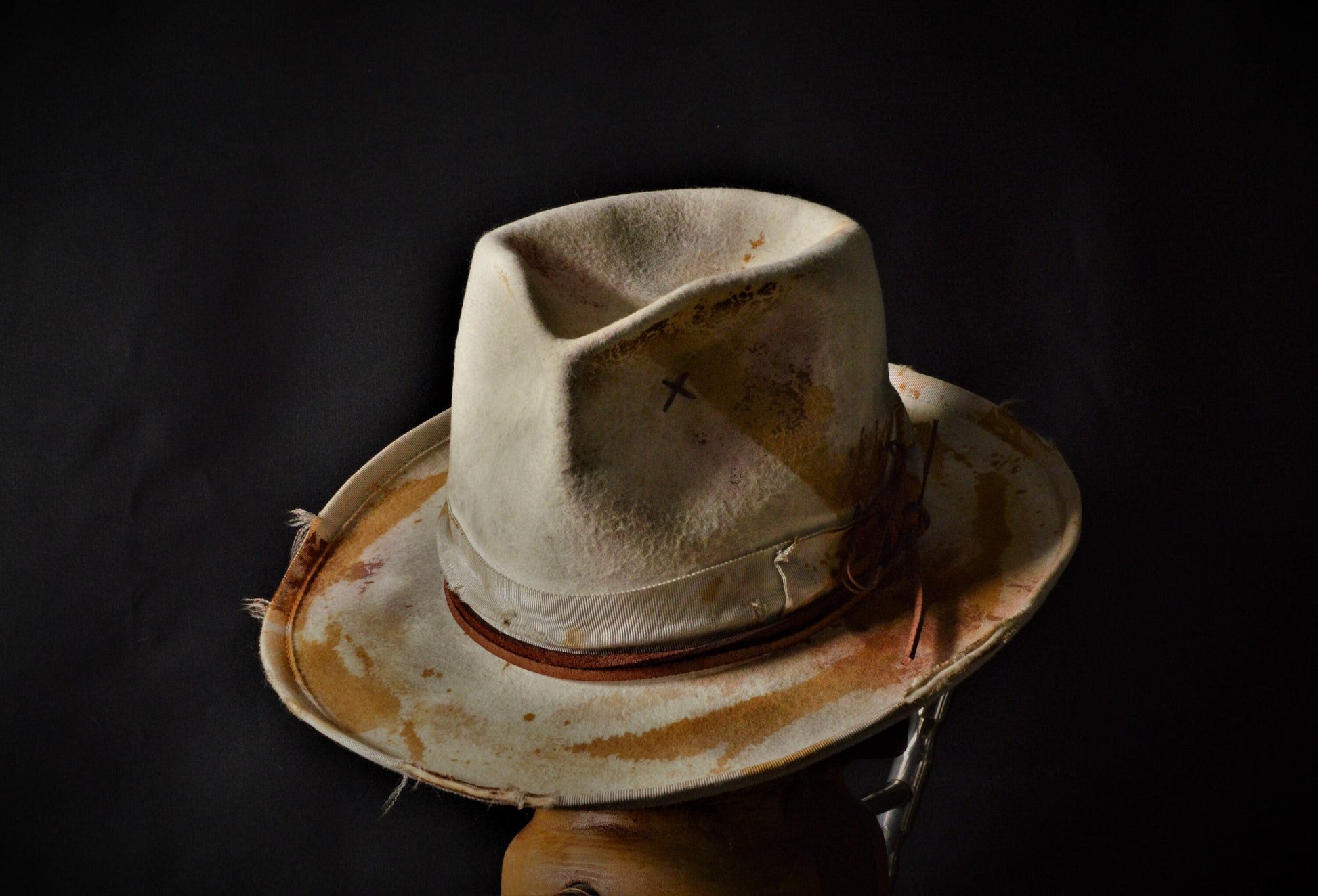 Sierra Nevada - distressed white fedora - Image 5